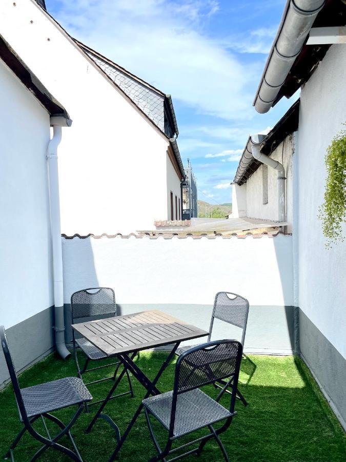Weinhof Winningen Traumwohnung Im „La Mosel• Exterior photo